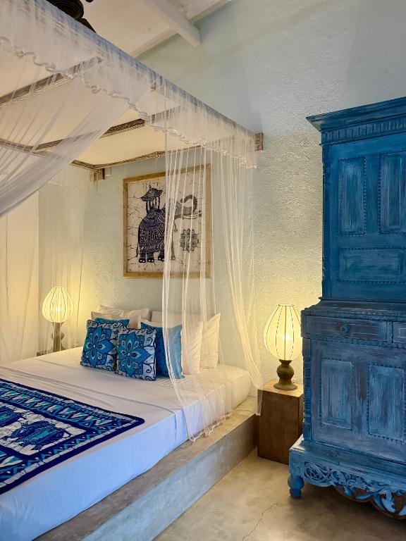 Triple Room · Mountain View