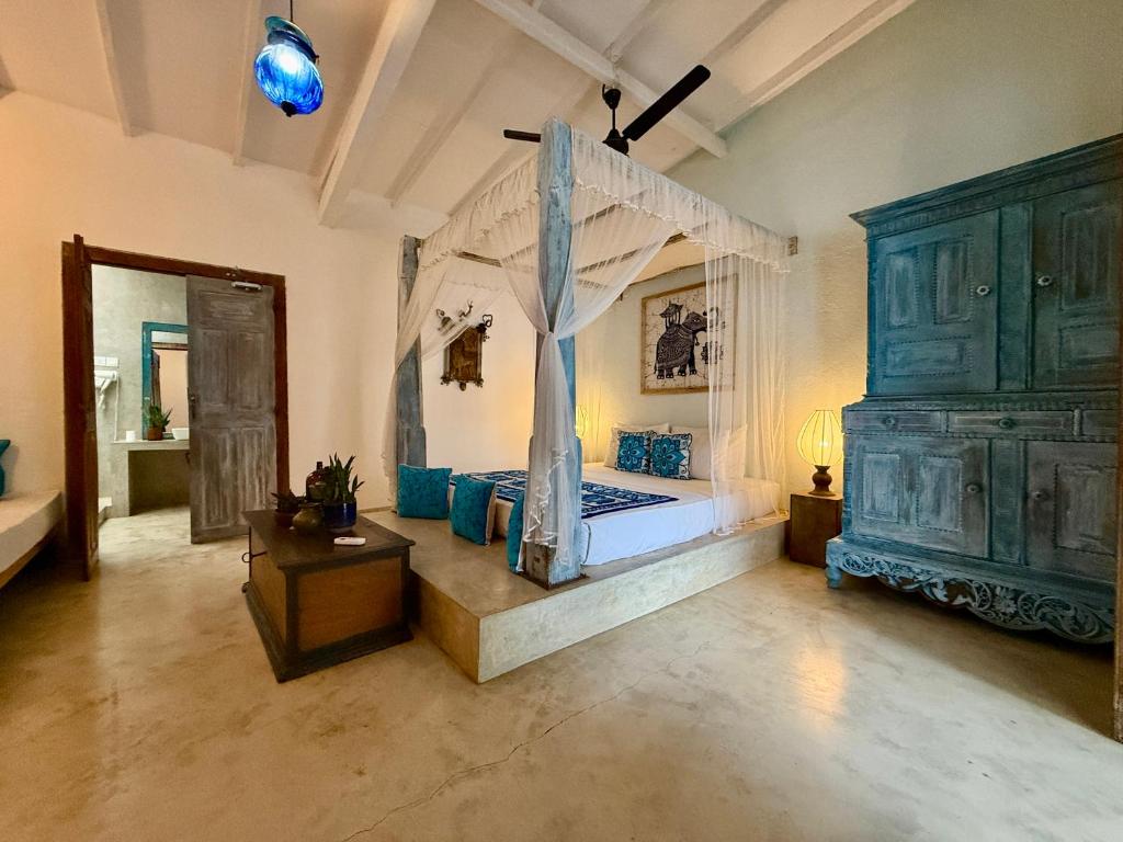 Triple Room · Mountain View